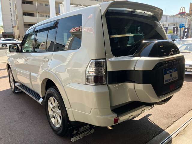 Mitsubishi Pajero 3