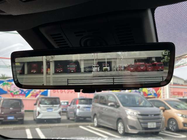 Toyota Crown Sport 12