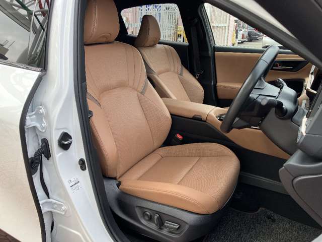 Toyota Crown Sport 7