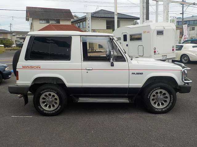 Mitsubishi Pajero 7