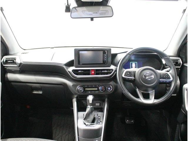 Daihatsu Rocky 12