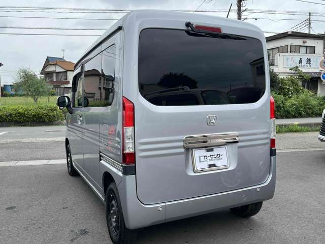 Honda N-VAN 8