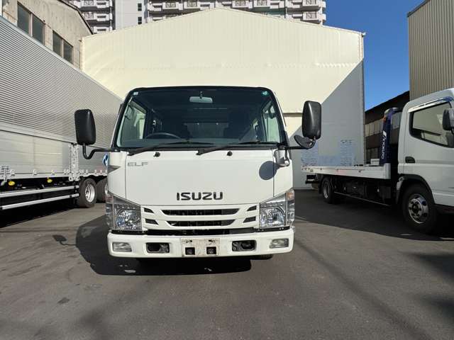 Isuzu Elf 4