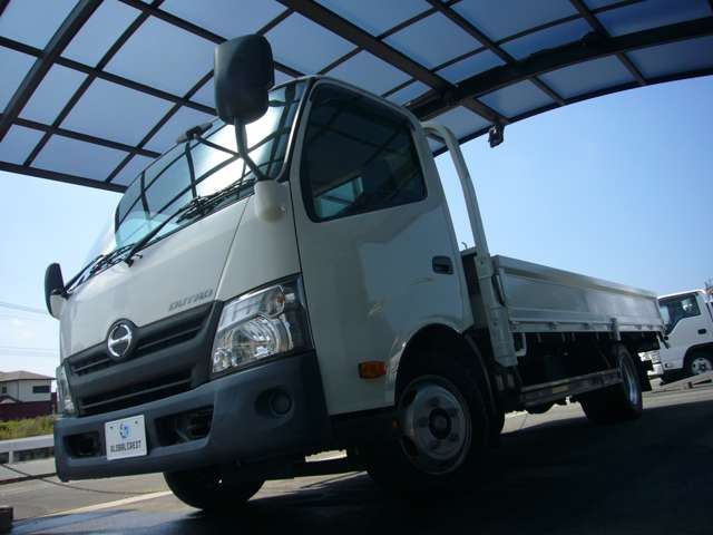 Hino Dutro 2