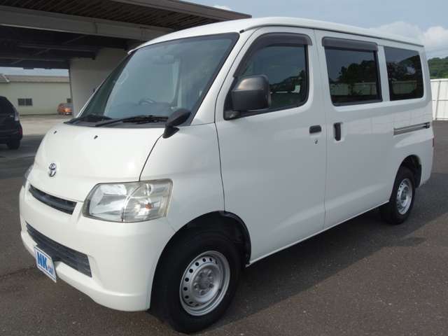 Toyota Light Ace Van 7