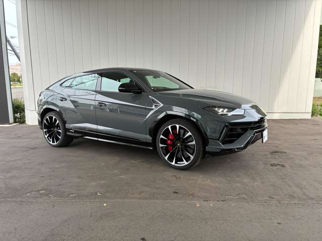 Lamborghini ウルス 6