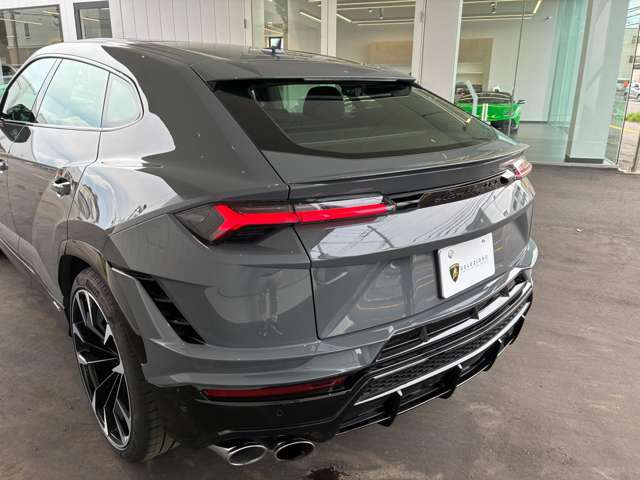 Lamborghini ウルス 7