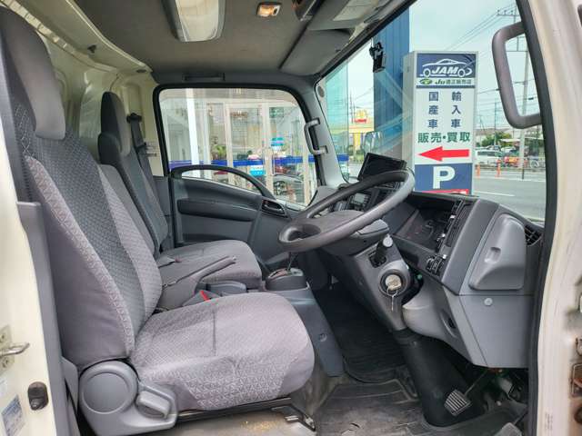Isuzu Elf 3