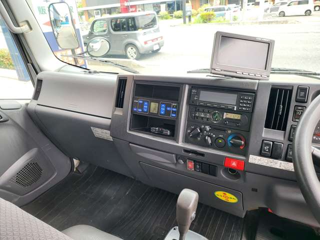 Isuzu Elf 5