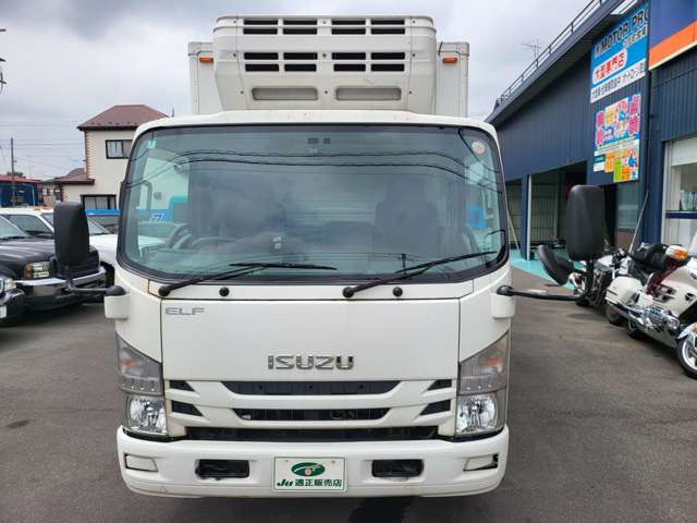 Isuzu Elf 7