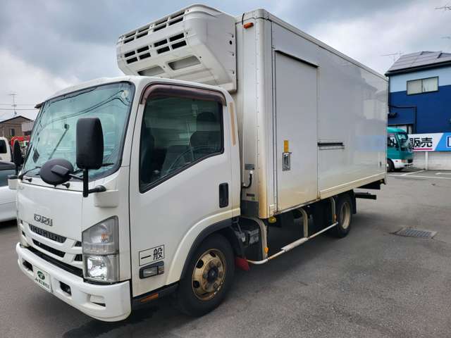 Isuzu Elf 8
