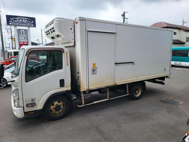 Isuzu Elf 9