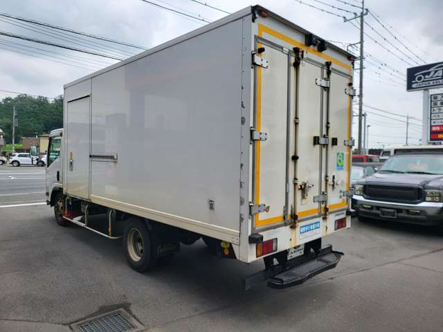 Isuzu Elf 10