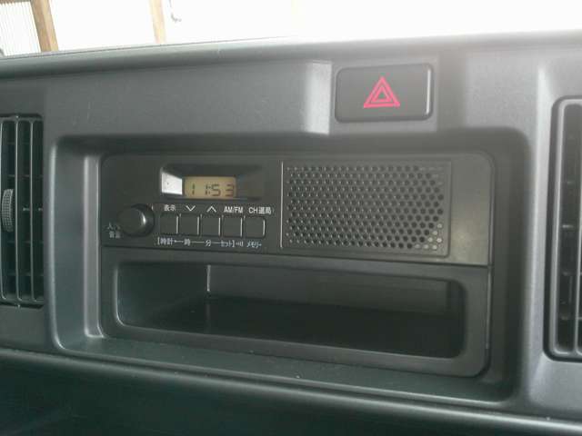 Daihatsu Hijet Deck Van 10