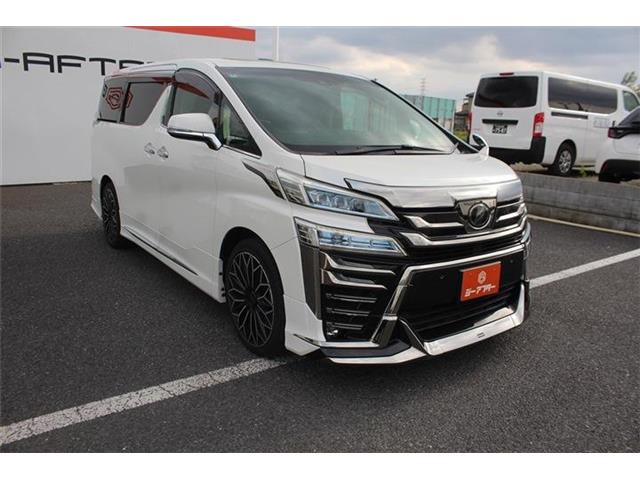 Toyota Vellfire 9