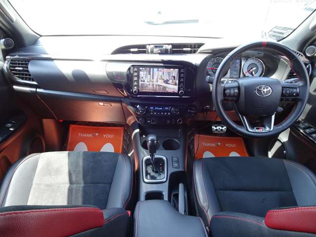 Toyota Hilux 4