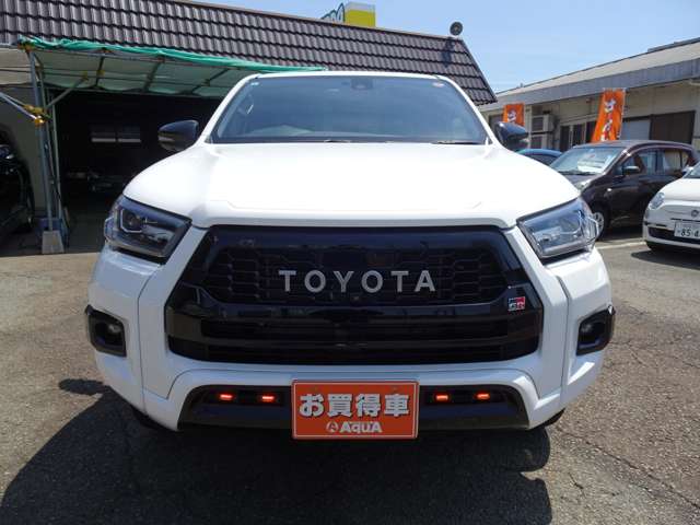 Toyota Hilux 6
