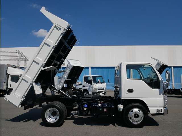Isuzu Elf 5