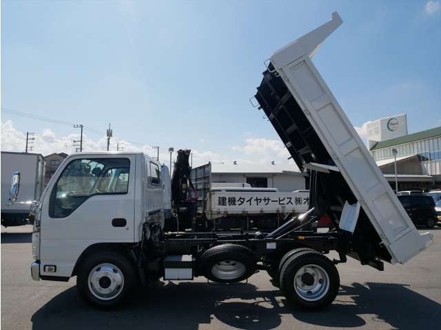 Isuzu Elf 9