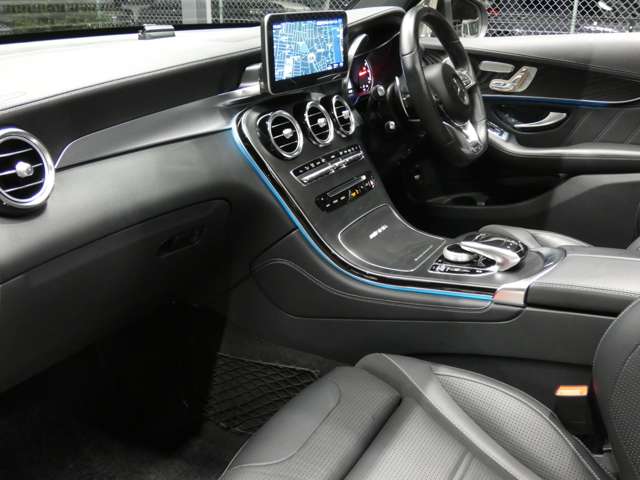 Mercedes-Benz GLC 9
