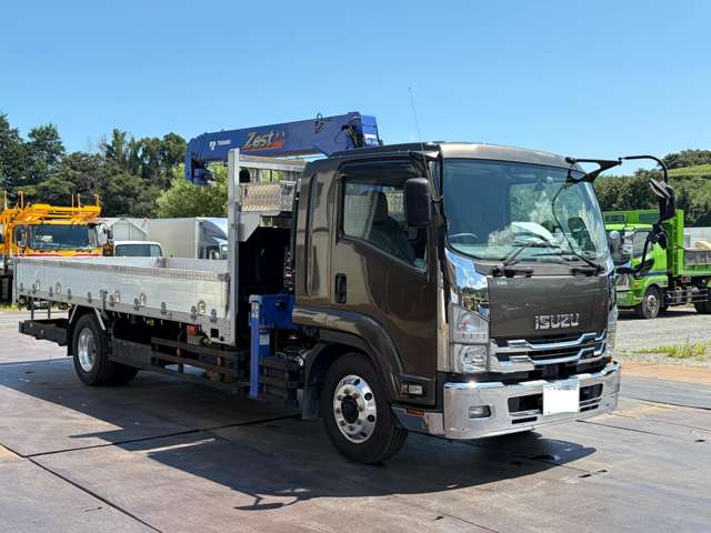 Isuzu Forward 3