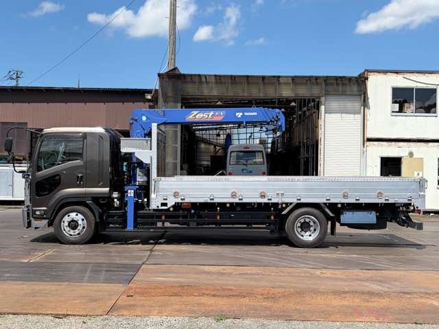 Isuzu Forward 8