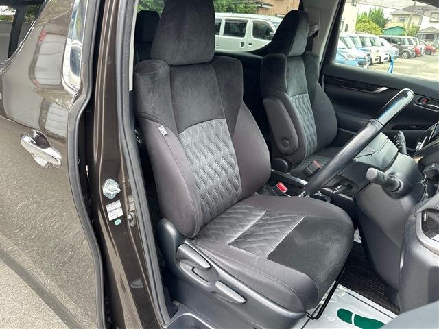 Toyota Alphard 12