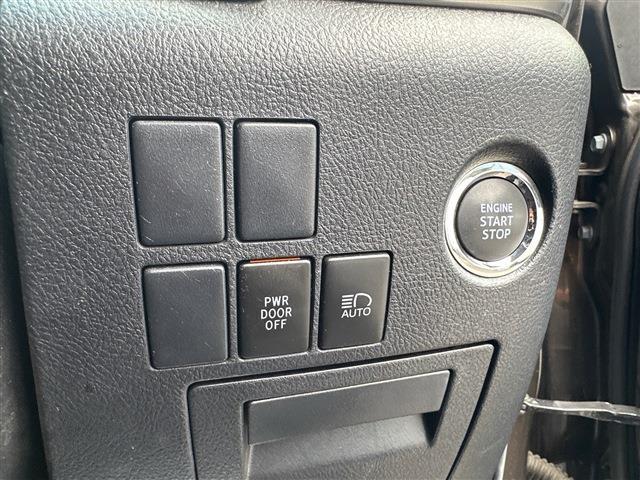 Toyota Alphard 10
