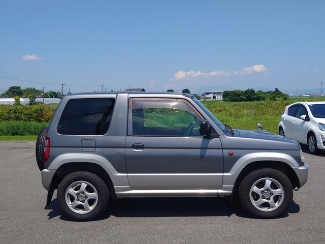 Mitsubishi Pajero Mini 6