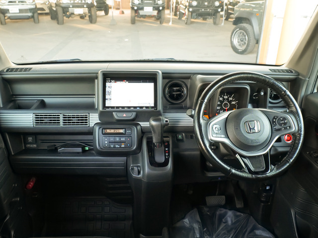 Honda N-VAN 6