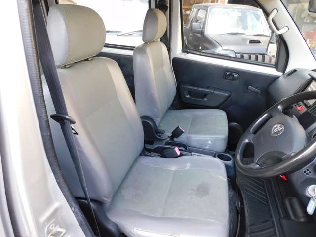 Toyota Town Ace Van 12