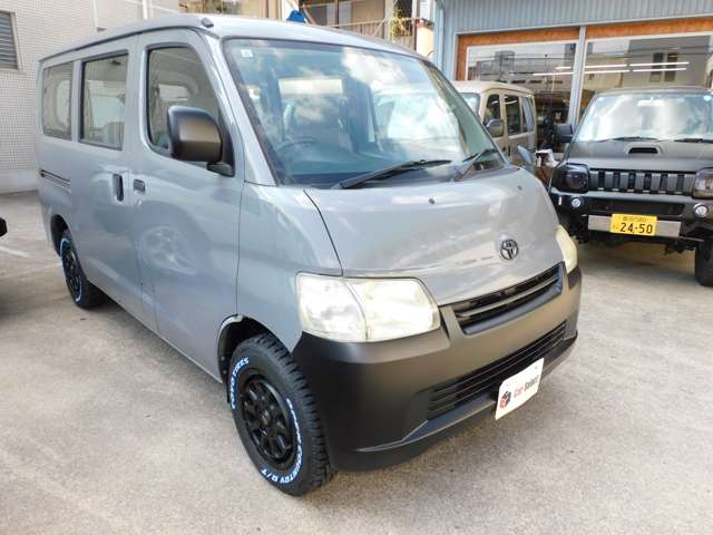 Toyota Town Ace Van 3