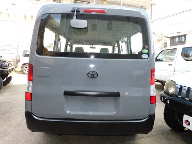 Toyota Town Ace Van 7