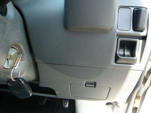 Daihatsu Hijet Deck Van 7