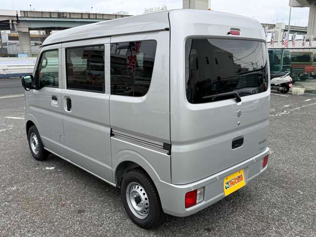 Suzuki Every 11