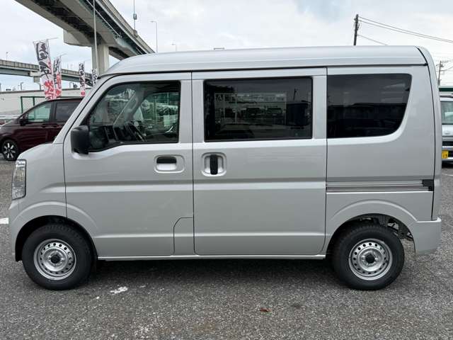 Suzuki Every 12