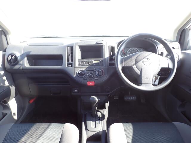 Nissan NV150 AD 5