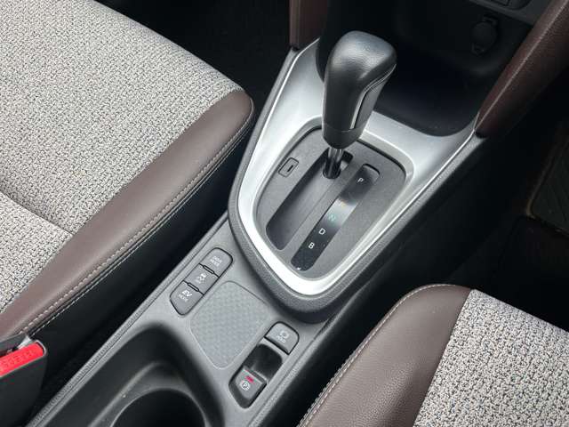 Toyota Yaris Cross 12