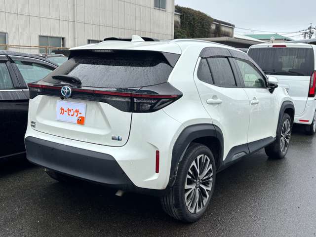 Toyota Yaris Cross 4