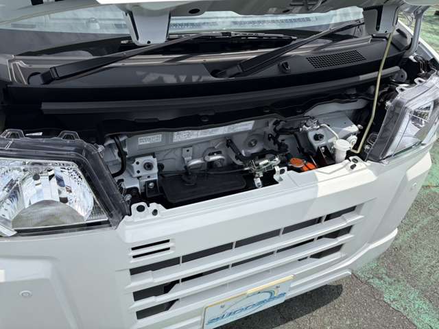 Daihatsu Hijet Cargo 7