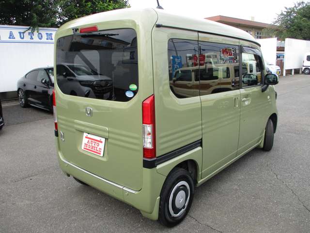 Honda N-VAN 8