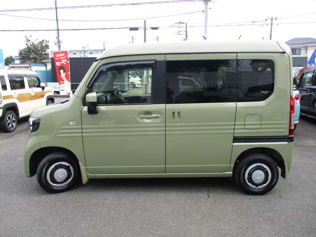Honda N-VAN 9