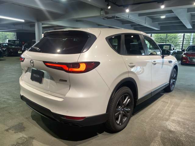 Mazda CX-60 4