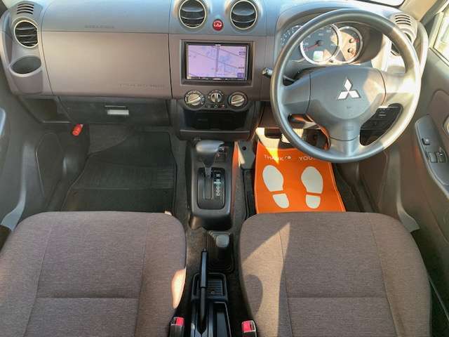 Mitsubishi Pajero Mini 11