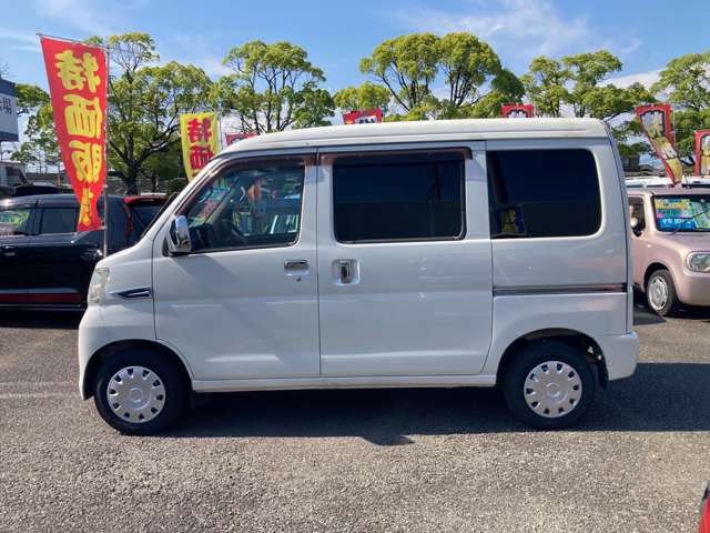 Daihatsu Hijet Cargo 6