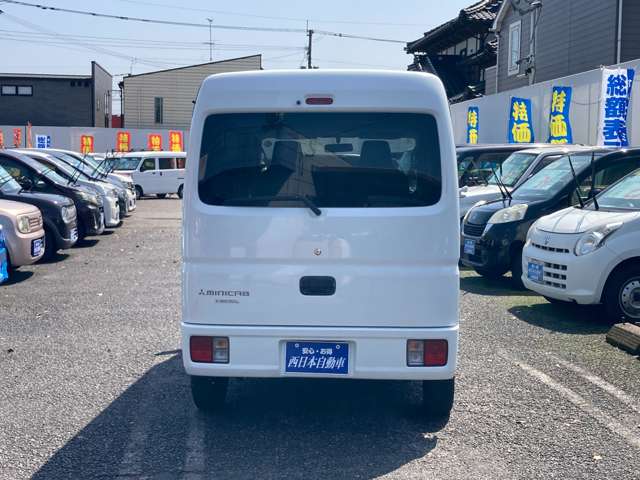 Mitsubishi Minicab Van 3
