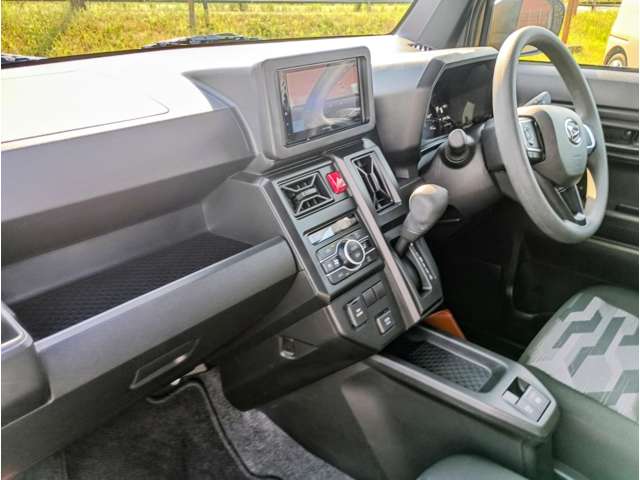 Daihatsu Taft 8