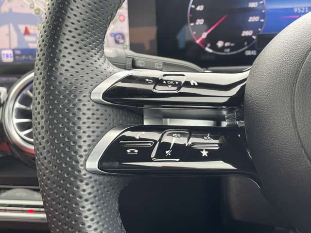 Mercedes-Benz GLB 10