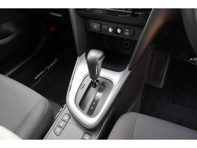 Toyota Yaris Cross 12