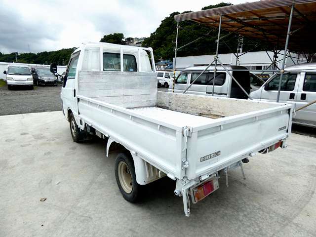 Mazda Bongo Truck 2